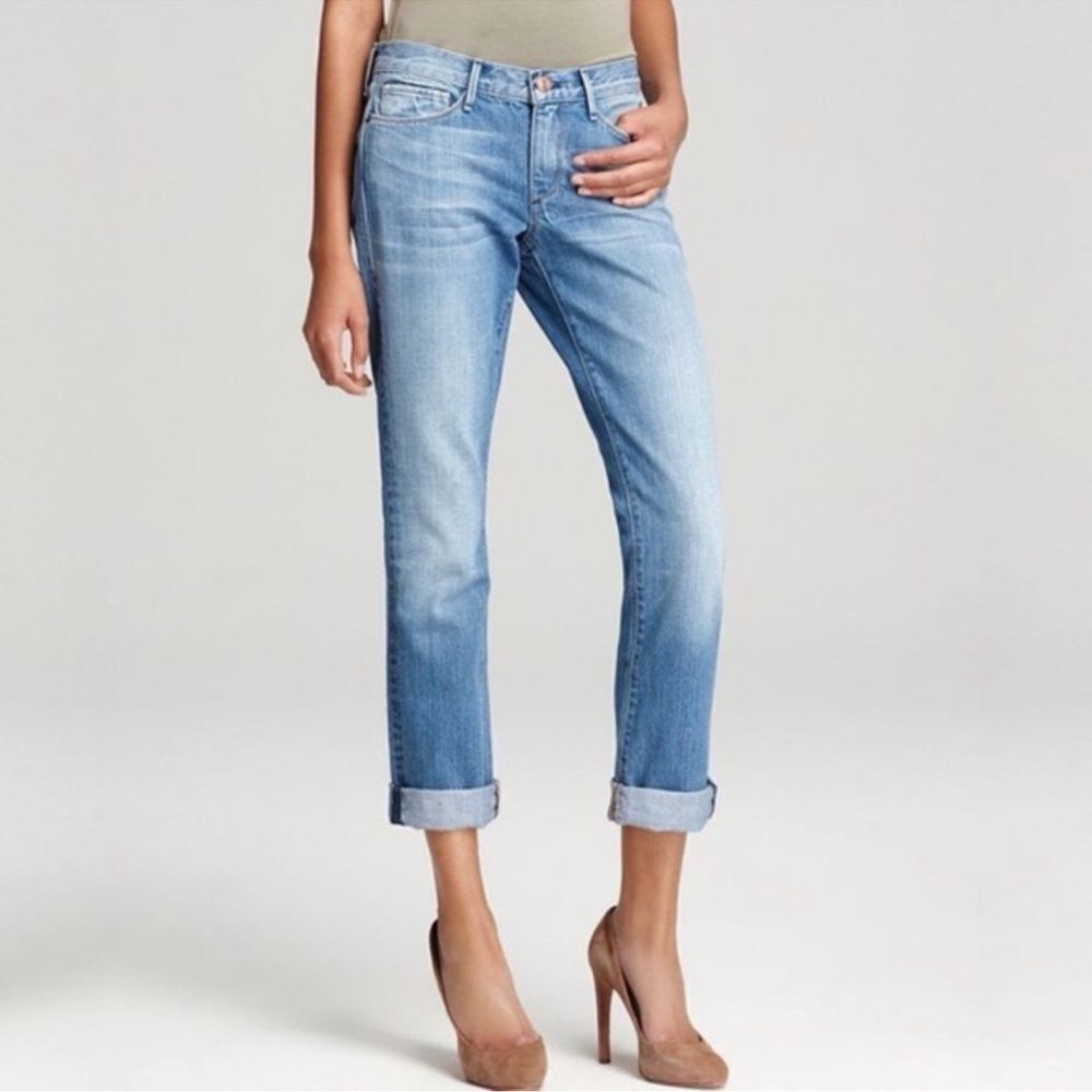 Earnest Sewn Decca Straight Leg Jeans in Light Wash Size 28
